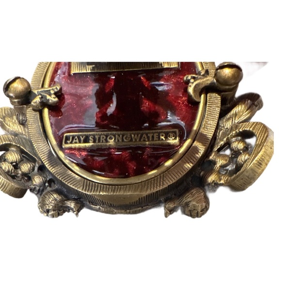 Jeweled Jay Strongwater retired vintage frame. New never used or displayed
5028 - Picture 3 of 3